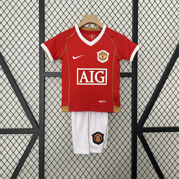 Retro Kids Man United Home Jersey 06/07