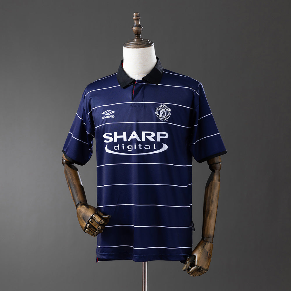 Man United Jersey 1999/00 Third Retro Kit