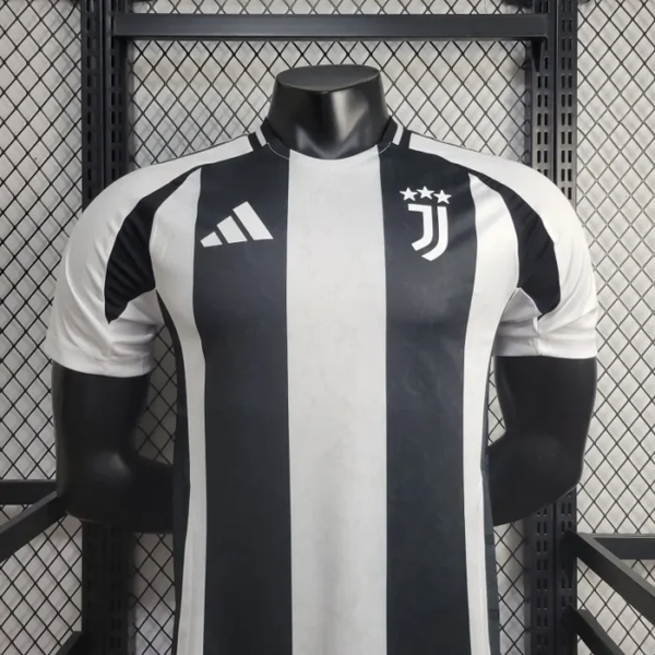 Player Juventus Home Jersey 24/25 Football Kit