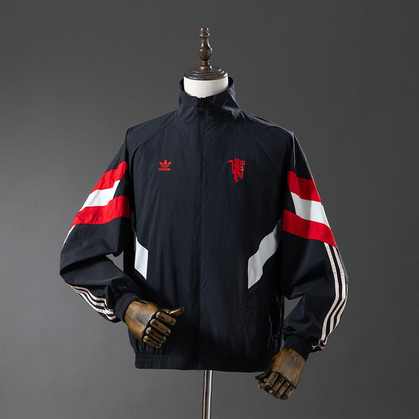 Manchester United Windbreaker 2025/26 Black Football Kit