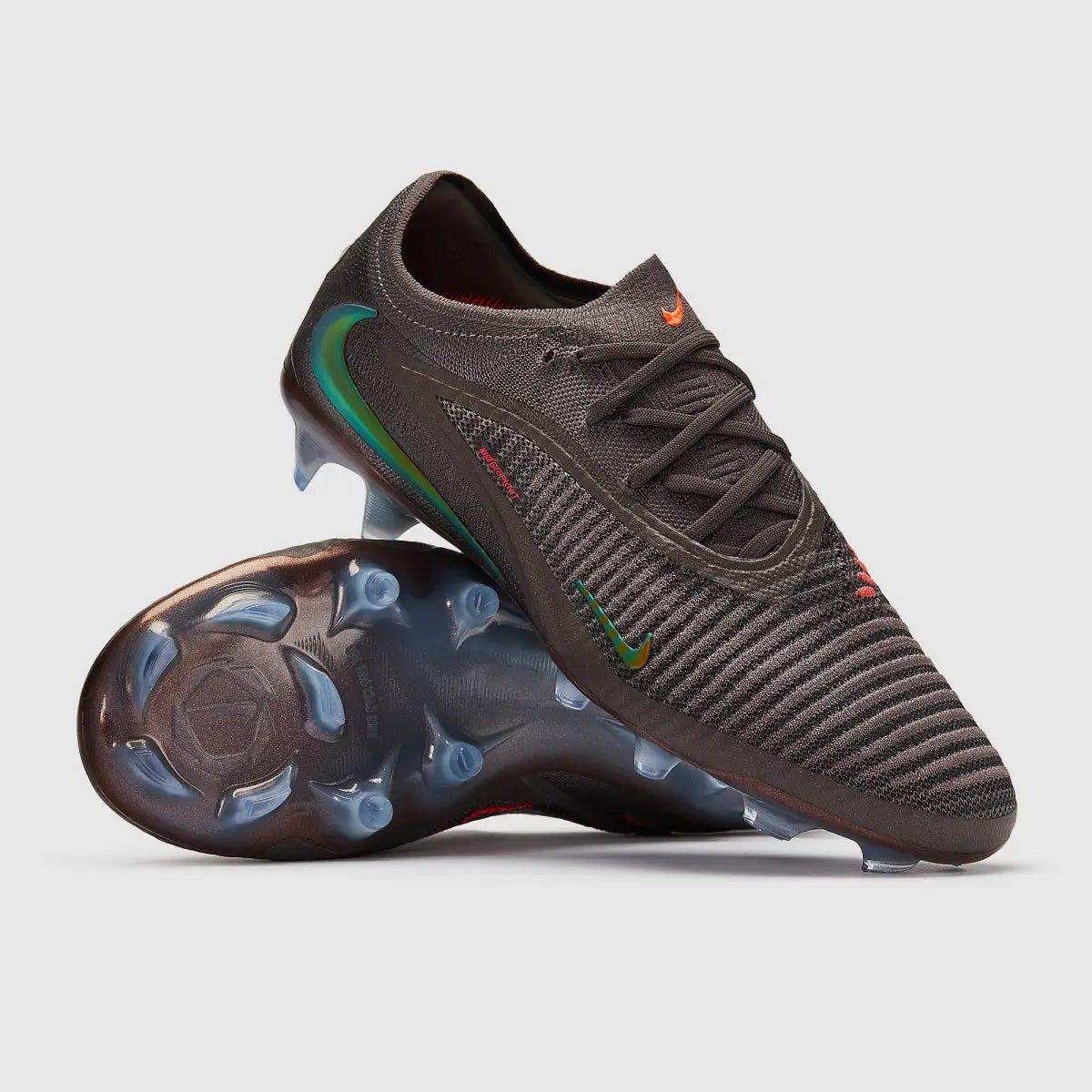 Phantom 6 Low Elite LV8 FG - Heat Up Pack HappyKiks